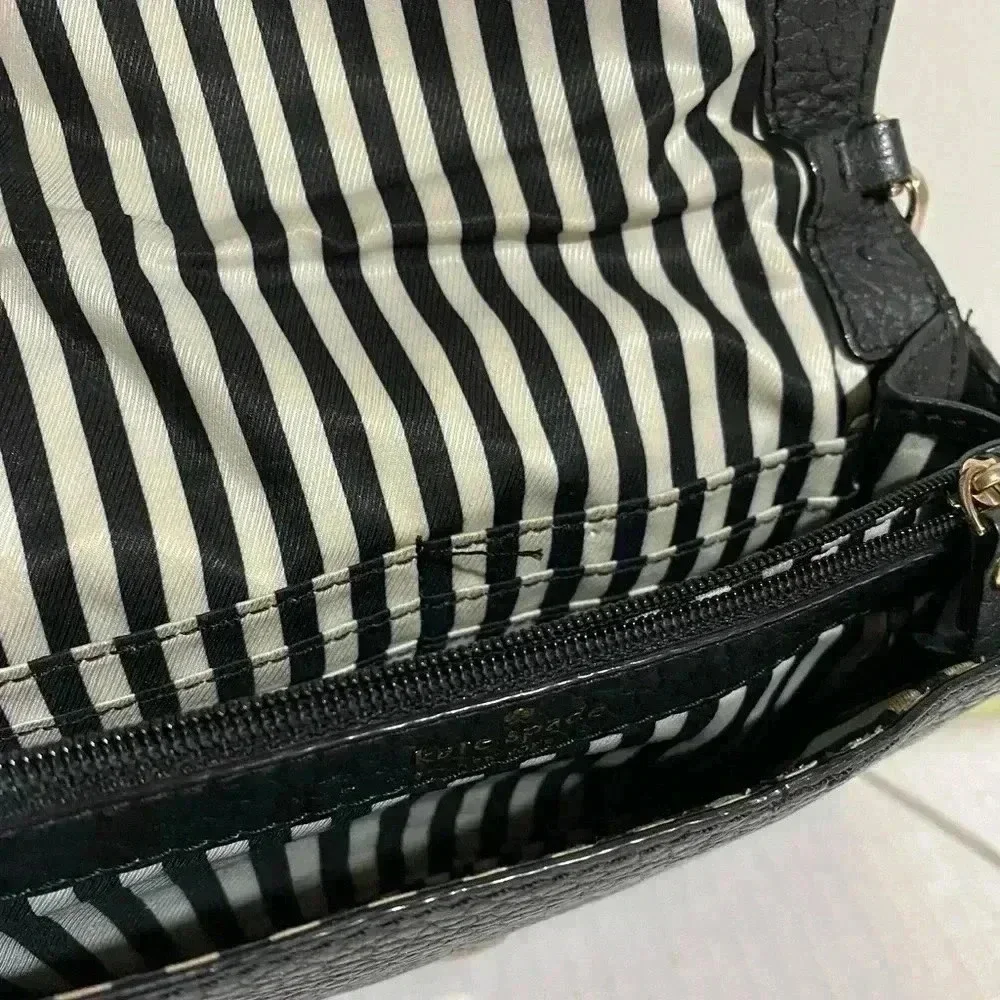 Kate spade Black pebbled leather crossbody handbag